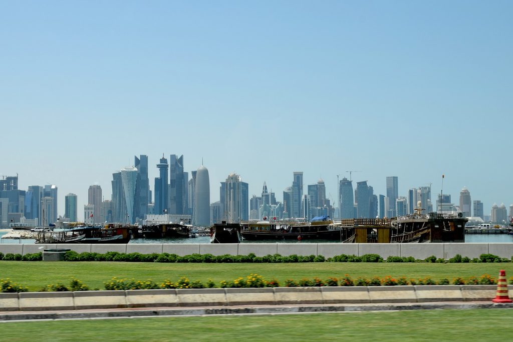 Según los organizadores, los trabajos en Doha estarán terminados "mucho antes del Mundial" 3 doha skyline 2662874 1280