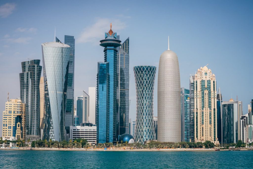 Cómo es el gobierno de Qatar: monarquía, riqueza, desigualdad y la ley islámica 8 gobierno de qatar monarquia