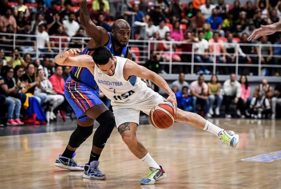 Gabriel Deck: “esperamos el momento de vestir esta camiseta” 2 Campazzo