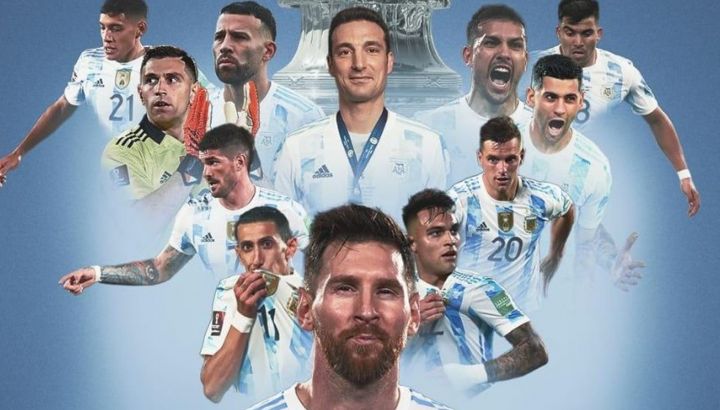 Un homenaje en el cielo: la imagen de Maradona en un avión que viajará a Qatar 4 la scaloneta 1442168