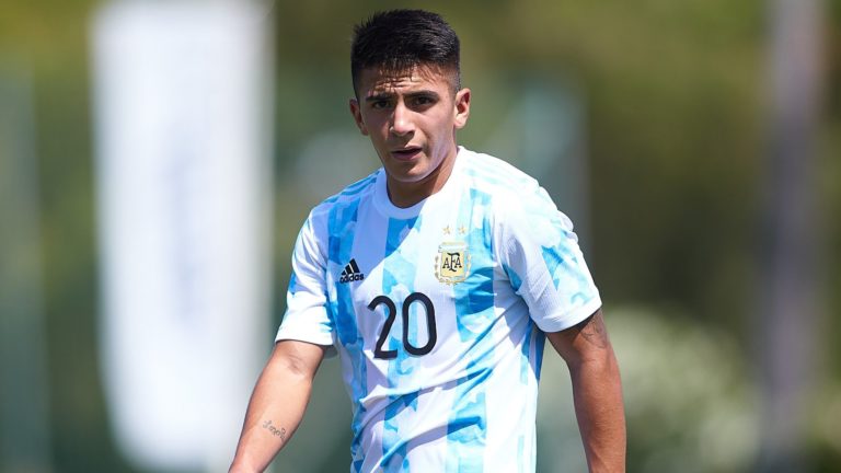 Thiago_Almada_Argentina-1