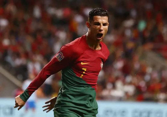 Cristiano Ronaldo busca chef para su nueva mansión: qué salario ofrece 2 Cristiano Ronaldo busca chef para su nueva mansión