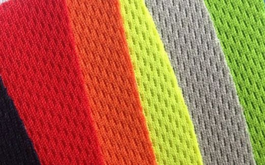 ¿De qué material son las camisetas de fútbol? 6 de que material están hechas las camisetas de futbol