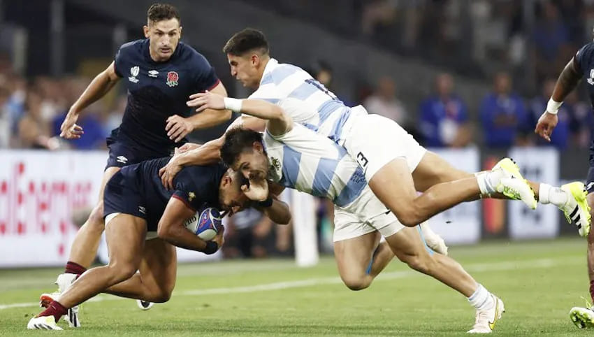 Los Pumas vs Inglaterra: derrota y decepción en el debut mundialista 6 los pumas inglaterra mundial